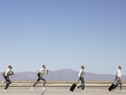 Fed chair signals gradual rate hikes in tame inflation era