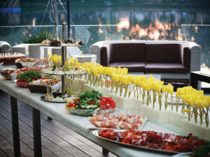 Should these business owners hire an employee or use a contractor?