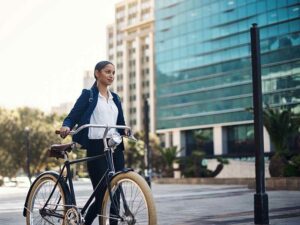 Wages grow but lag inflation: StatsCan