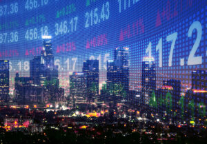 S&P/TSX composite rises more than 200 points helped by oil prices, U.S. markets slide