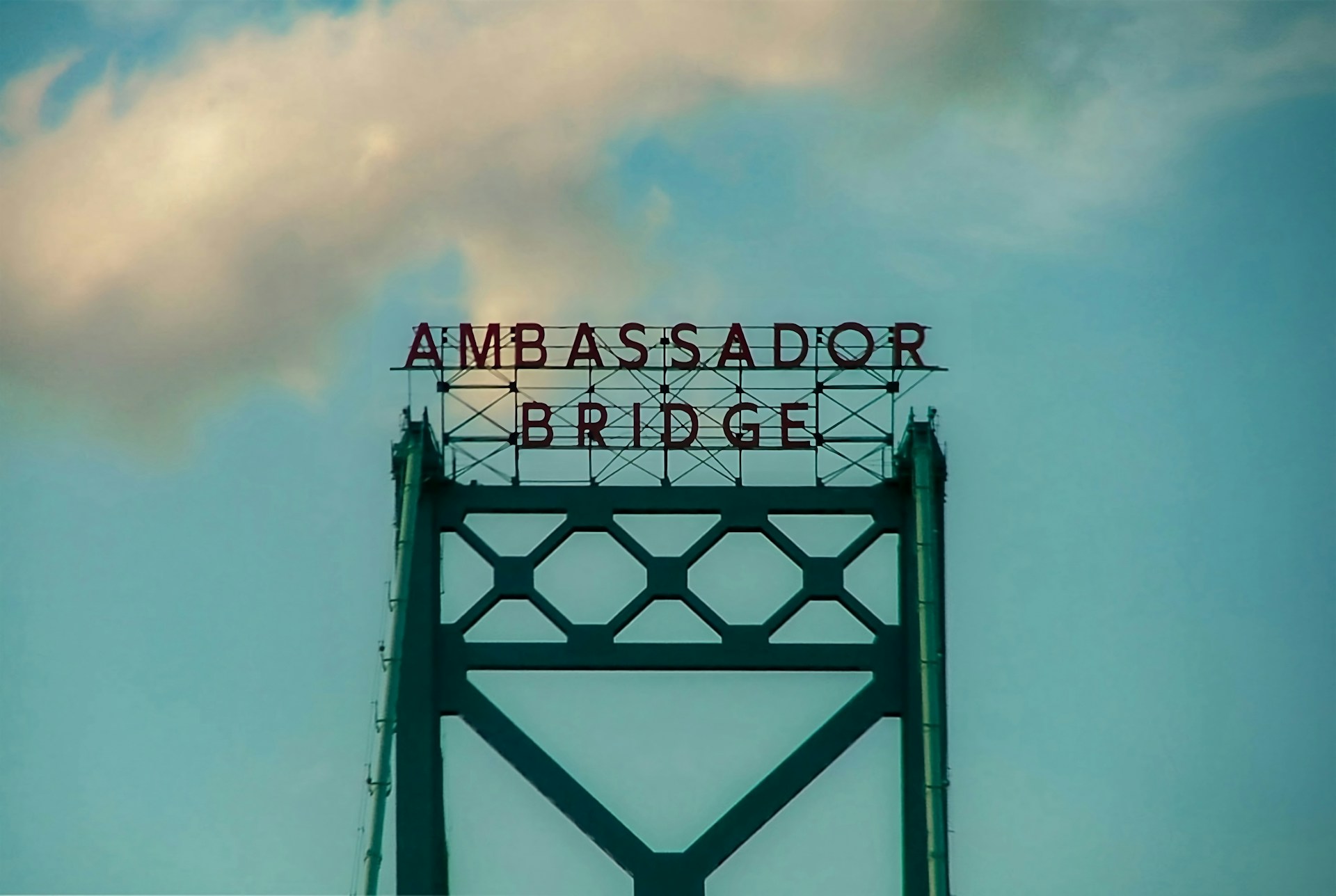 Ambassador Bridge Canada U.S.